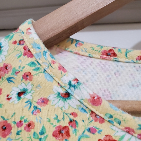 Van heusen for her t-shirt - Picture 4 of 6